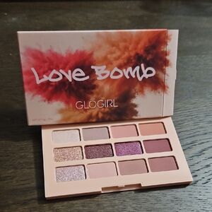 Love Bomb Eyeshadow Palette — Pink & Rose Tones